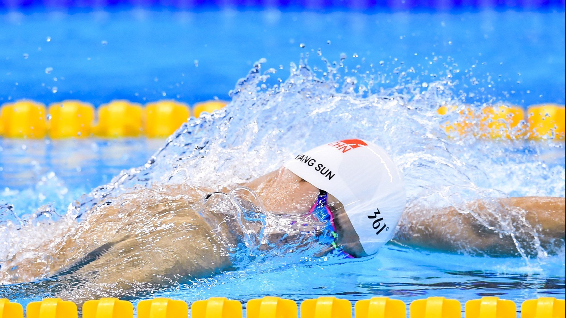 媒体关注女足发展,呼吁平等支持,女足热评